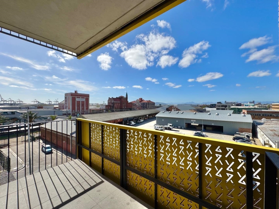 2 Bedroom Property for Sale in Woodstock Western Cape